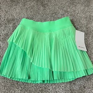 Lululemon pleased tennis skirt. NWT